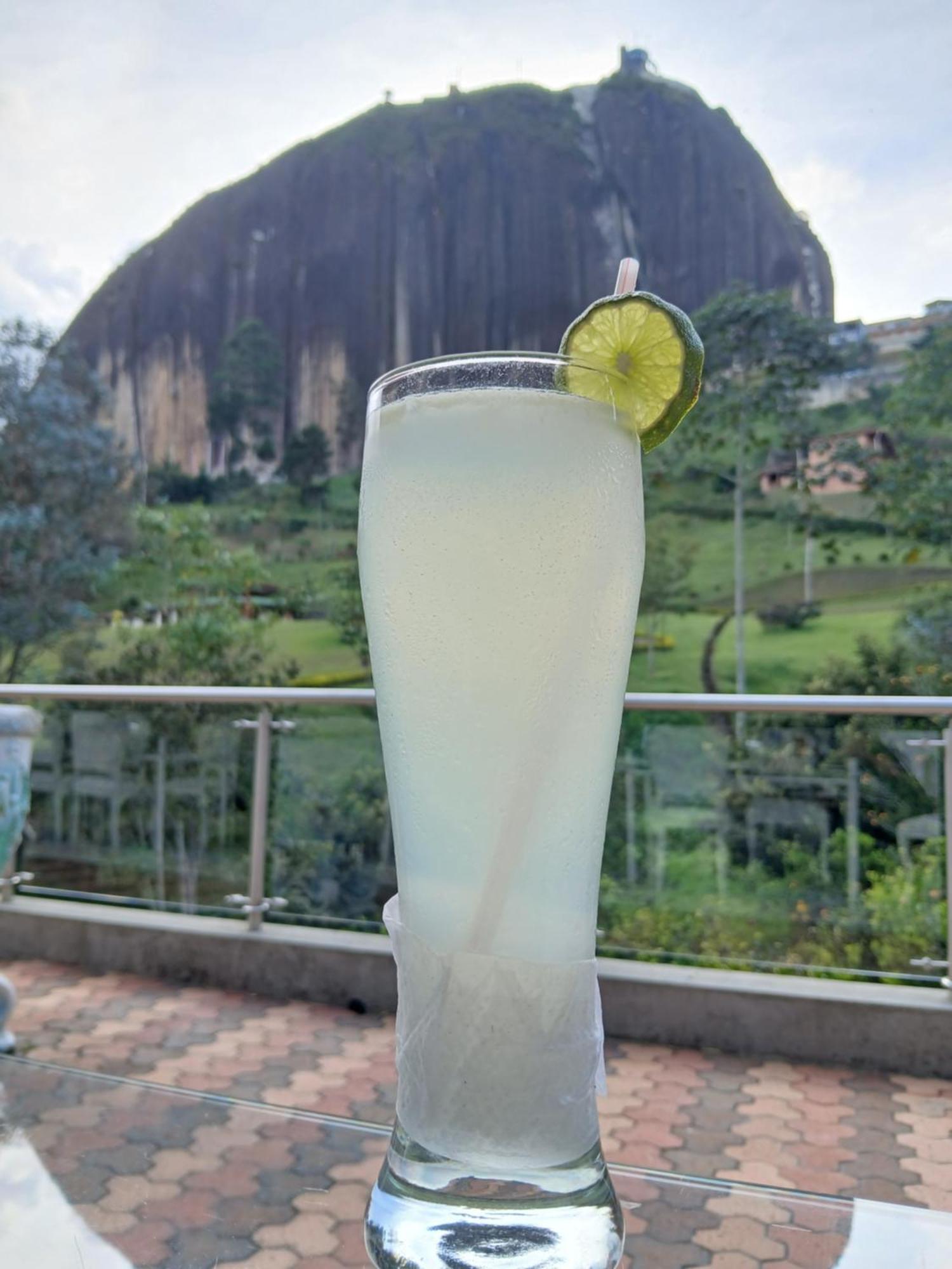 Piedra Del Penol Hotel Guatapé Dış mekan fotoğraf